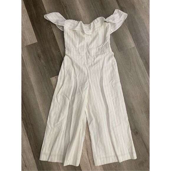Club Monaco Naveah Jumpsuit, White Stripe Off Shoulders, Size 8, MP $289 - Picture 2 of 11